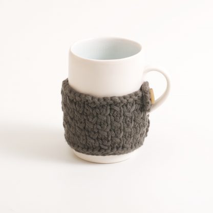 mug-porcelain-handmade-ceramic-tableware-tea-coffee- blue- brown- knitted -cosy- tea cos
