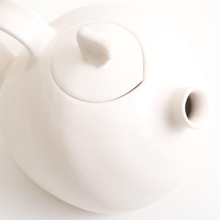 Handmade organic teapot Linda Bloomfield