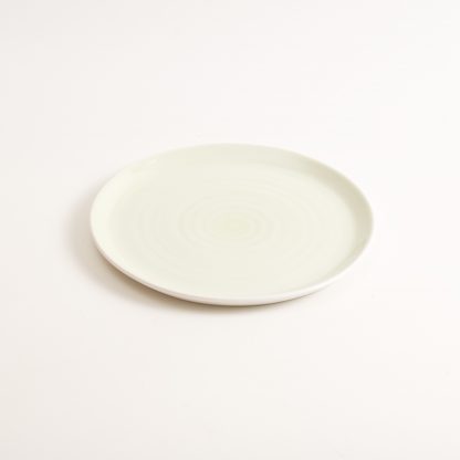 dinnerware- plate- tableware designer- porcelain designer- porcelain plate- made in china- citrine plate- restaurant tableware