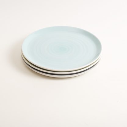 dinnerware- plate- tableware designer- porcelain designer- porcelain plate- made in china- restaurant tableware- turquoise