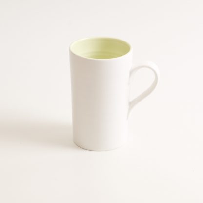 porcelain tableware- made in china- citrine mug- linda bloomfield- porcelain designer- tableware designer- ruth cross- knitted cosy- mug cosy- restaurant tableware