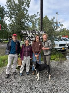 It was lovely to meet @hiller.matt and @katelin_rose_hiller and their beautiful Alaskan husky in Talkeetna. The sun came out and we wandered down the Main Street to the river. It was great to chat about pottery, art and fishing among other things. Thank you Matt for the beautiful cup.