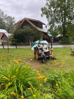 In Talkeetna, Alaska painting Ole Dahl’s cabin no.1  @talkeetnamuseum @denaliartscouncil with @mil3sbloomfield and @drhenryb